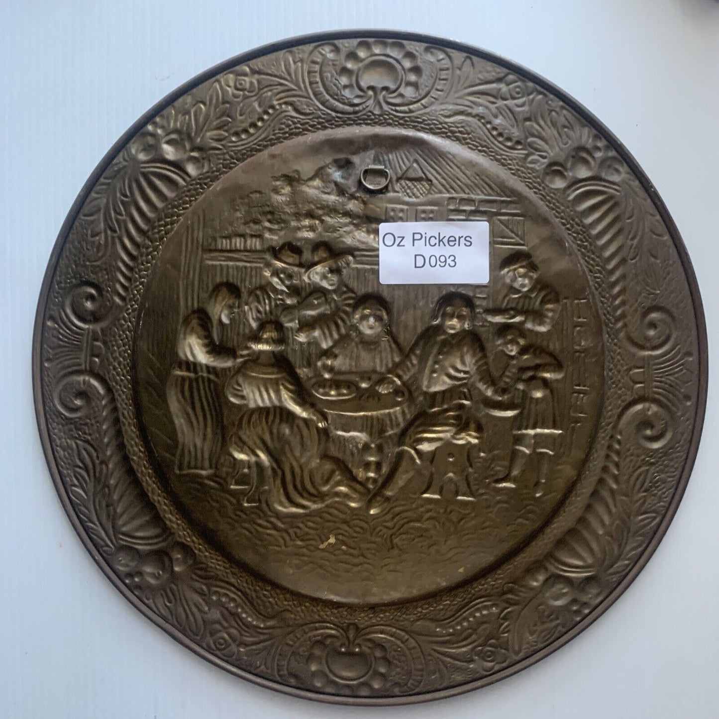Vintage Wall Plate Copper Brass Repousse Plaque Medieval Tavern 60.5cm Embossed