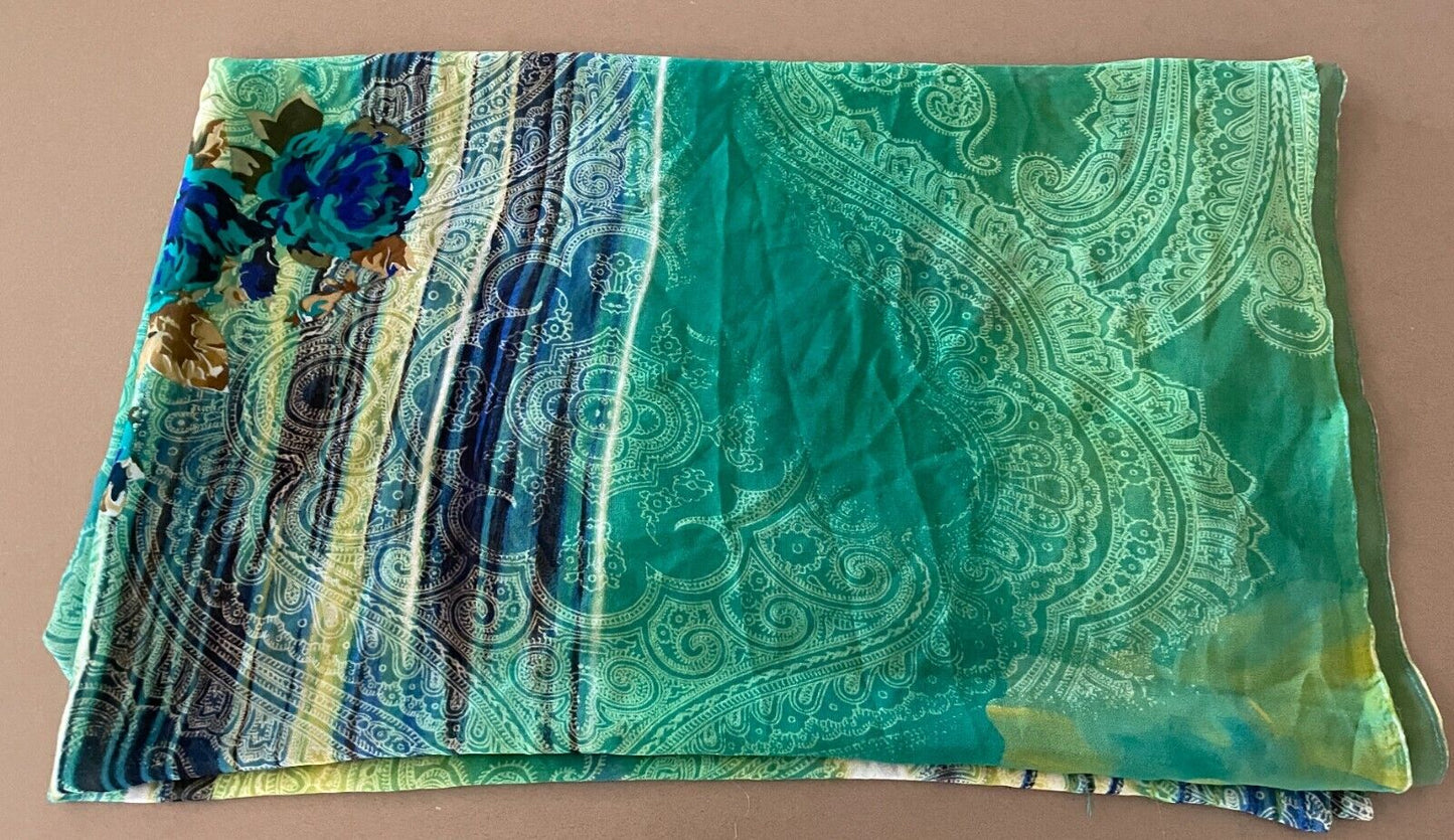 Pallu Bright Green Coloured Paisley Floral W 118 x L 5.58 m Silky Chiffon Saree