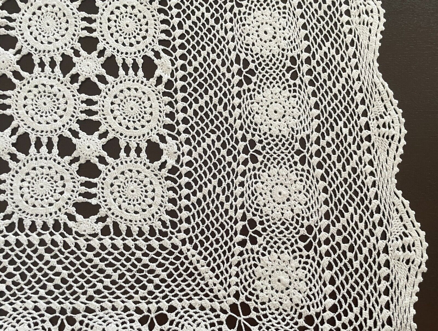Crochet Lace TABLE CLOTH 1970s White Cotton Rectangle Bedspread 137 x 183cm