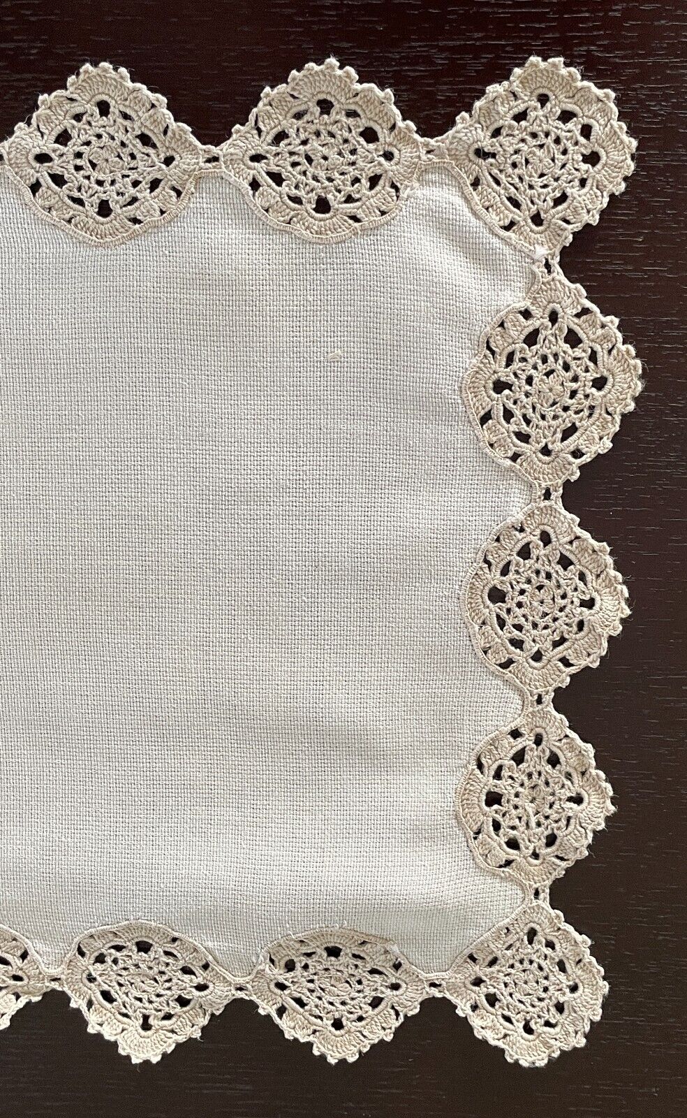 DOILY Off White Rectangle Runner W Crochet Doilies Cotton Fabric Retro Vtg NEW