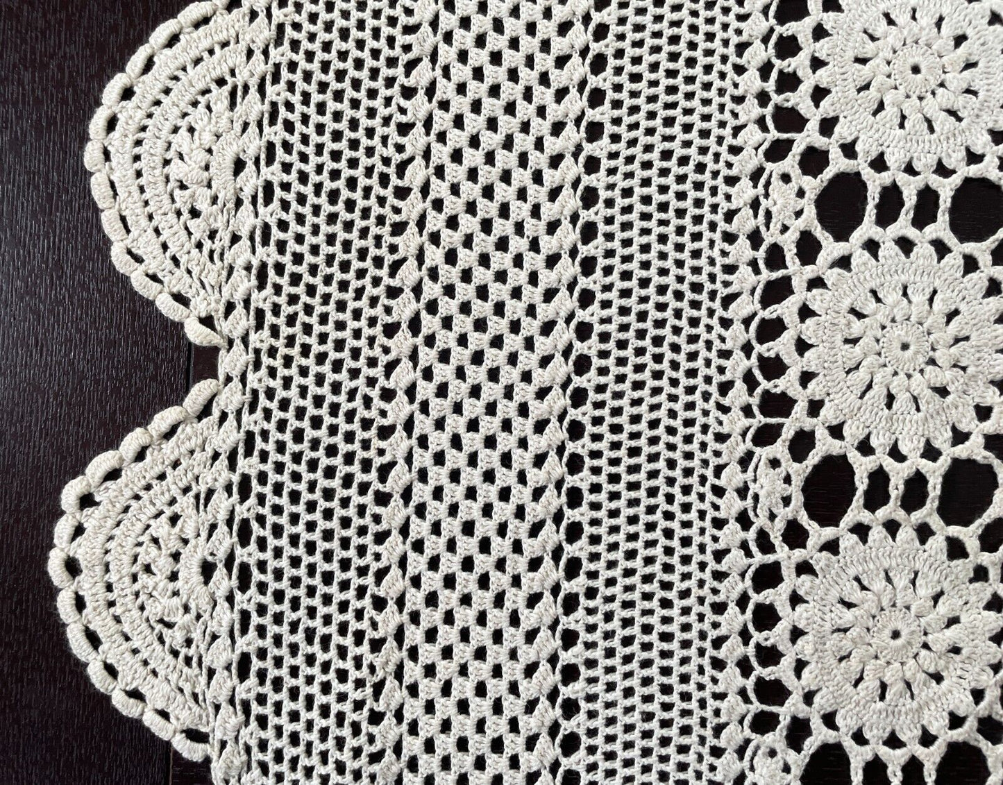 Crochet Lace TABLE CLOTH 1970s Beige Cotton Rectangle Bedspread 250cm x 188cm