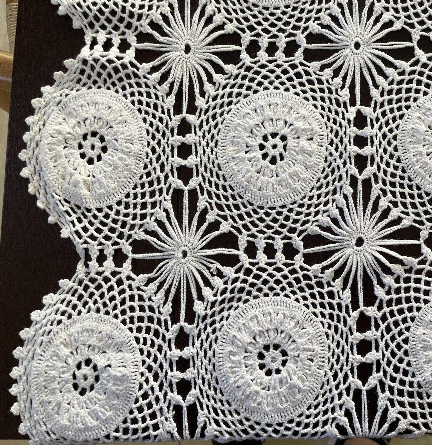Crochet Lace TABLE CLOTH Bedspread 1970s White Cotton Large 254cm x 349cm
