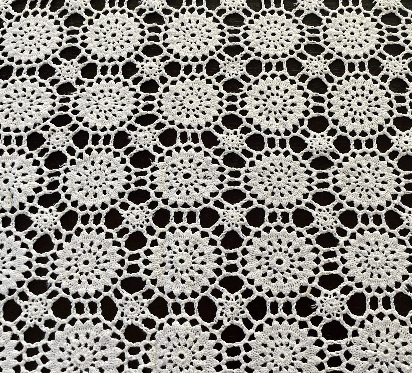 Crochet Lace TABLE CLOTH 1970s White Cotton Rectangle Bedspread 236cm x 171cm