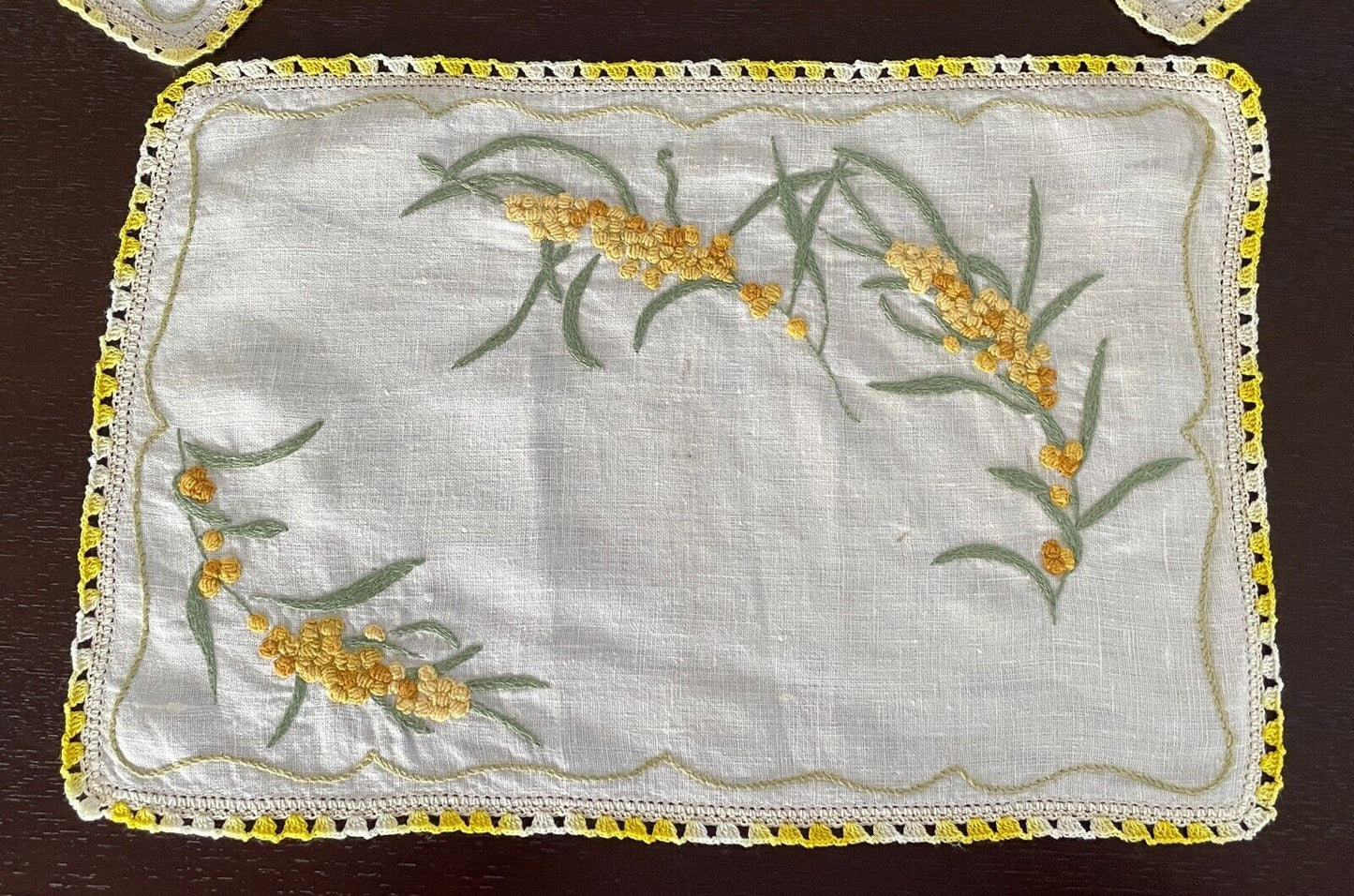 White Linen Table Runner + 2 Doily Set Embroidered Wattle Crochet Edge Doilies