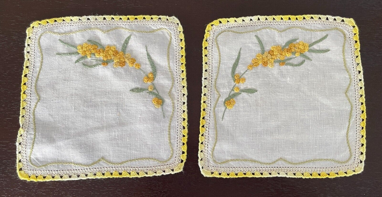 White Linen Table Runner + 2 Doily Set Embroidered Wattle Crochet Edge Doilies