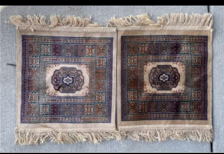BELGIUM CHIRAZ Table Mat Floor Prayer Portable Viscose Silky Fringed Sq 35cm NEW