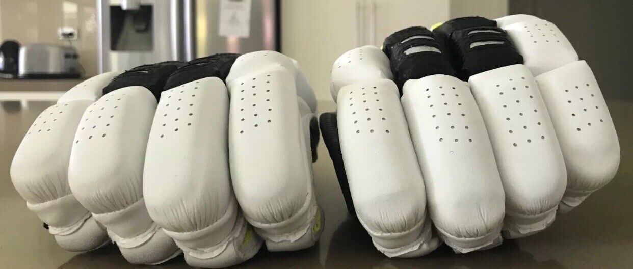 NEW BALANCE Cricket Batting Gloves Left Handed DC 1080 Mens Pair White Neon NEW
