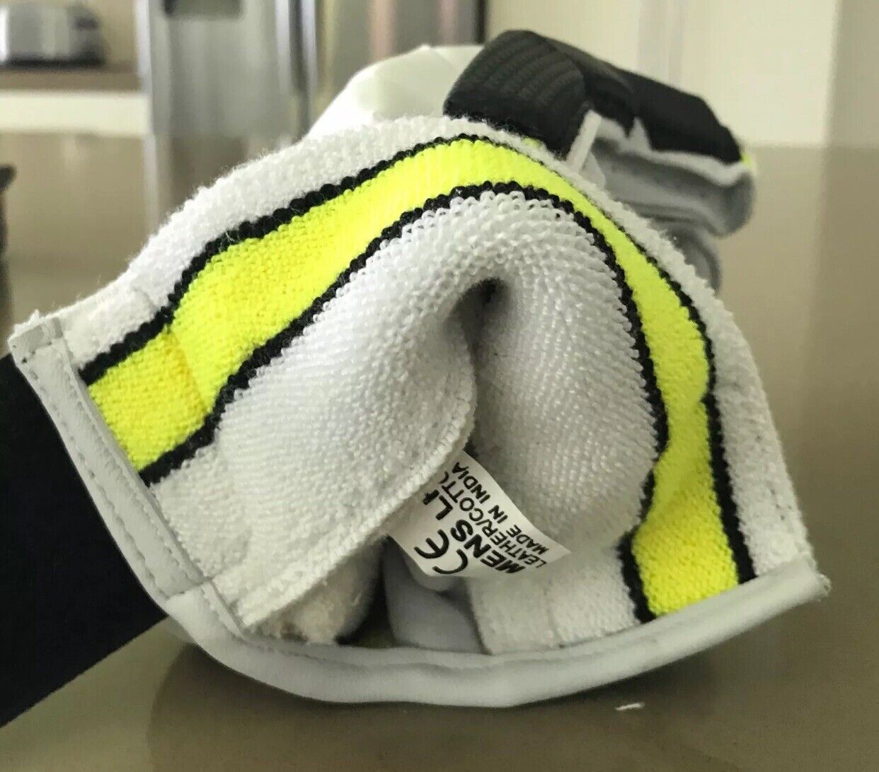 NEW BALANCE Cricket Batting Gloves Left Handed DC 1080 Mens Pair White Neon NEW