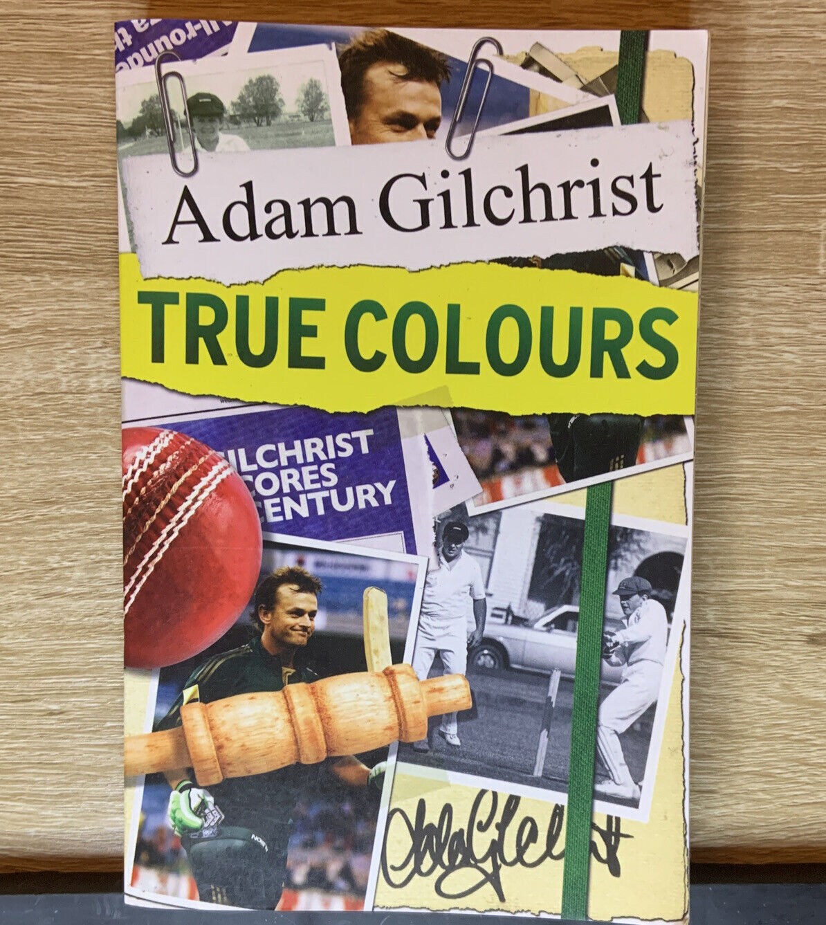 PB Book TRUE COLOURS by Adam Gilchrist 2010 Australian Sport Cricket Star