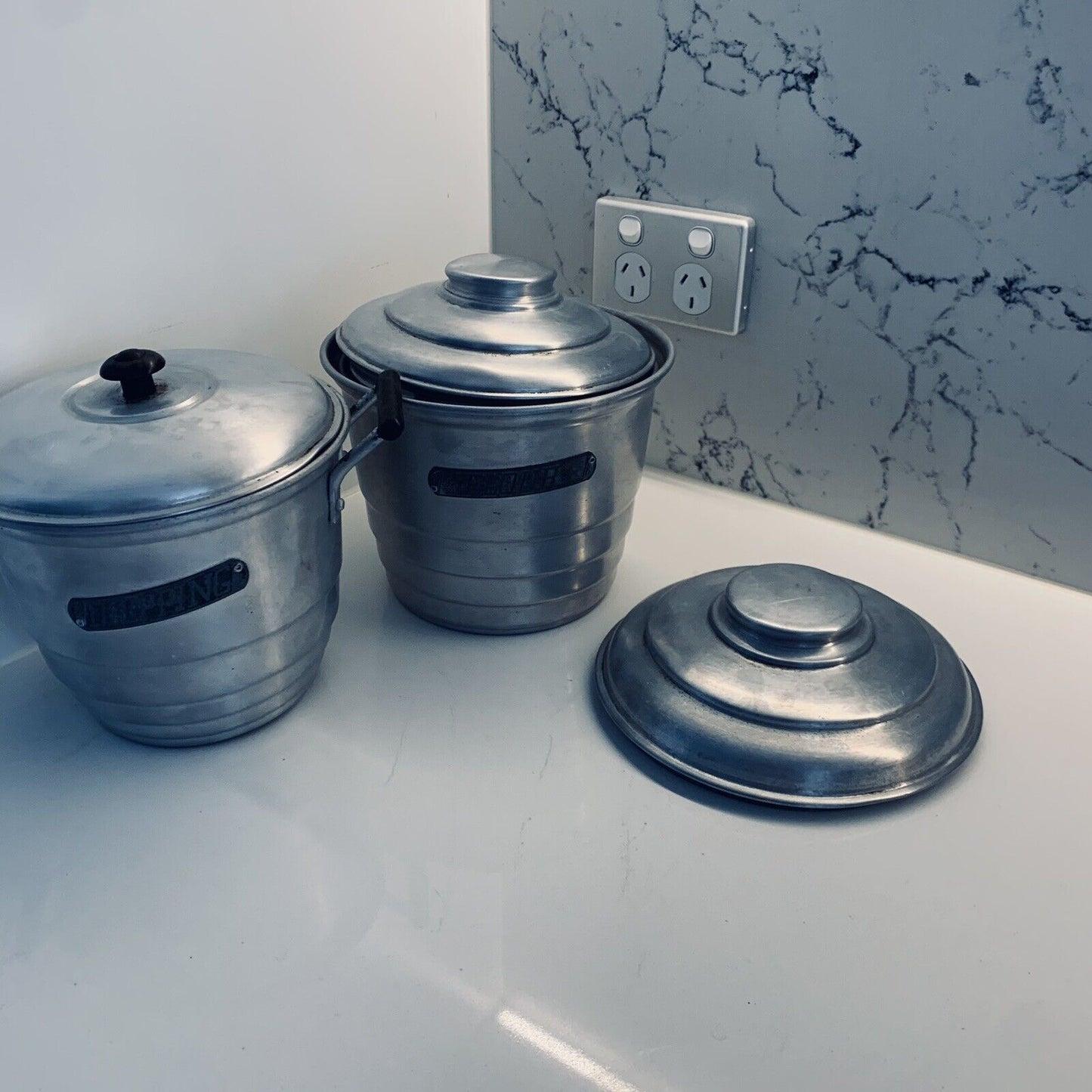 VILLA WARE Aluminium Canister Set of  6 w Dripping Pot Bakelite Knob Graduating
