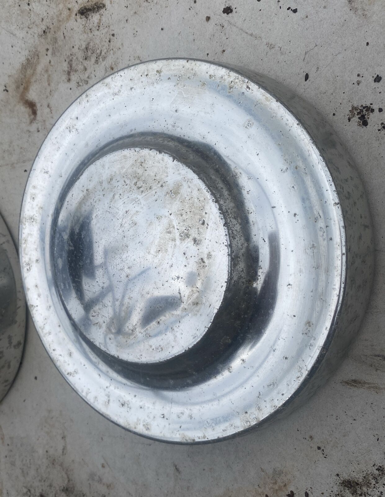 2 x Vintage Silver HUB CAPS Trailer Caravan 40cm Aluminium Steel Round