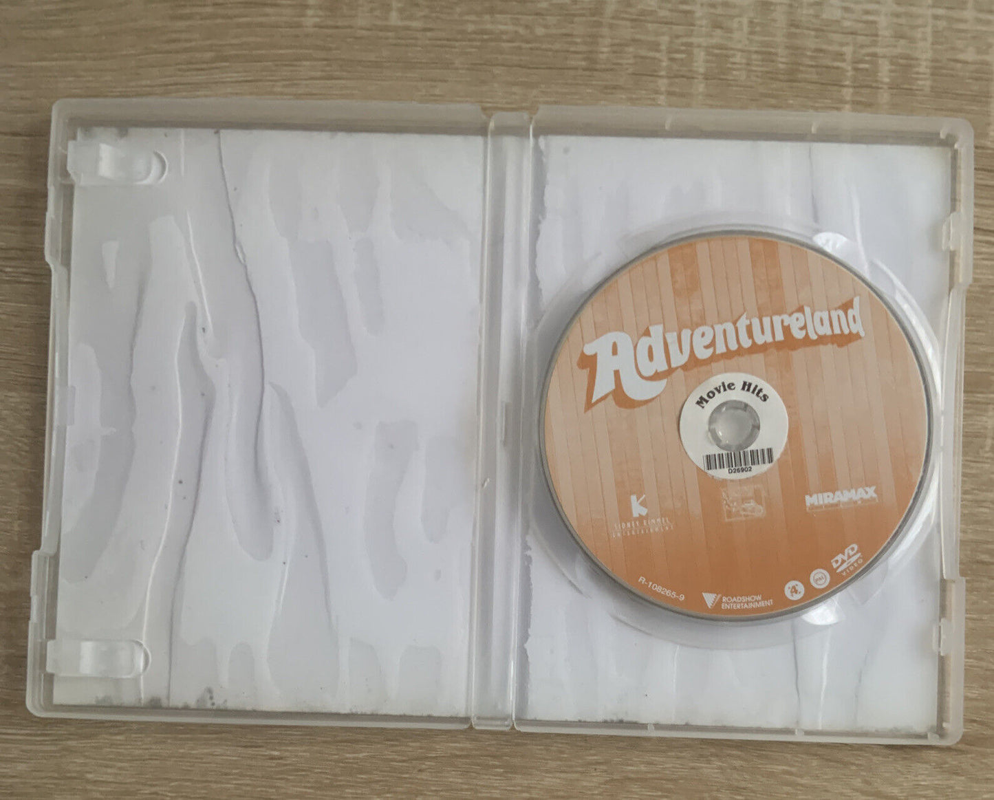 DVD Adventureland Movie 2009 Comedy Kristen Stewart Ryan Reynolds Ex Rental