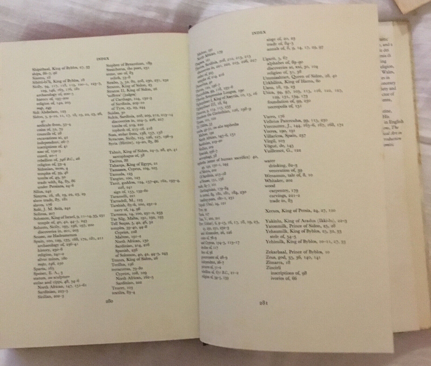 HC Book THE WORLD OF PHOENICIANS Sabatino Moscati History Of Civilisation 1968