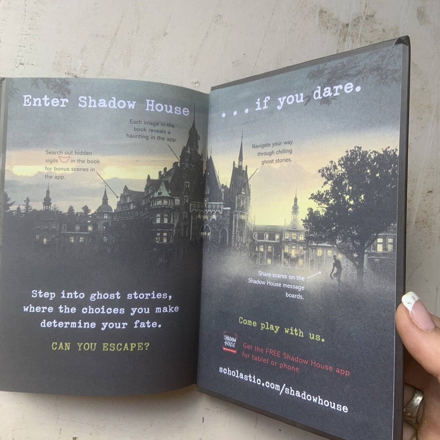 HC Horror The Gathering Shadow House Is Calling You Book 1 Dan Poblocki  English