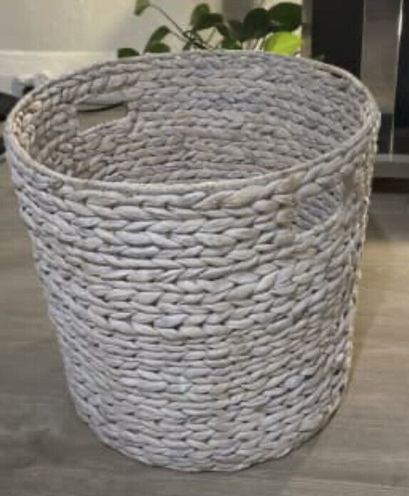 Coastal 36.5cm White Wash Handwoven Straw Storage Basket Hamper 2 Handles AE152
