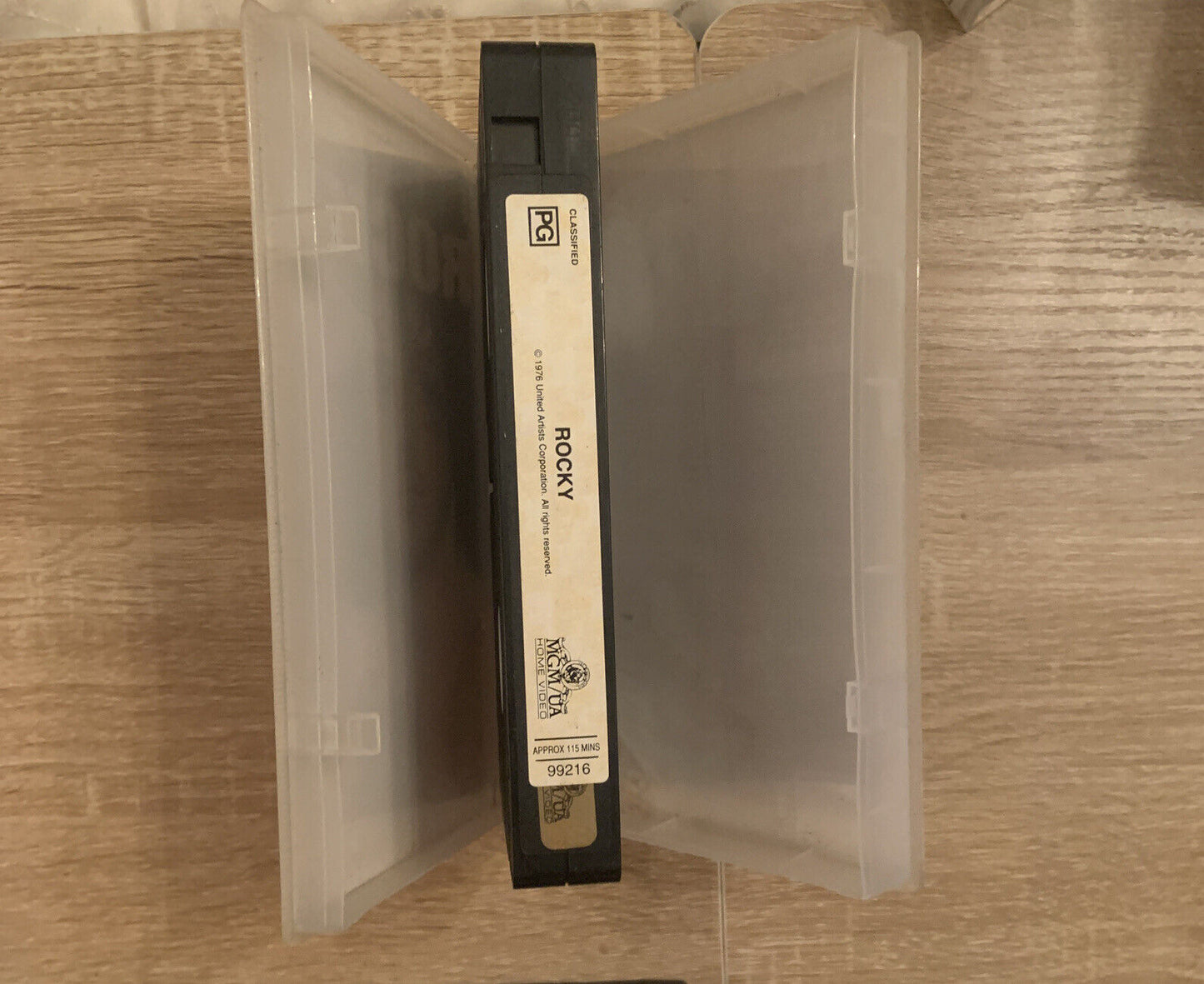 VHS ROCKY 1975 Video Tape Sylvester Stallone Talia Shire Burt Young Boxing Cult