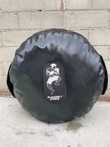 Blackbelt PRO PUNCH BAG Shield Boxing Black Round Pad Coaching Training Handheld