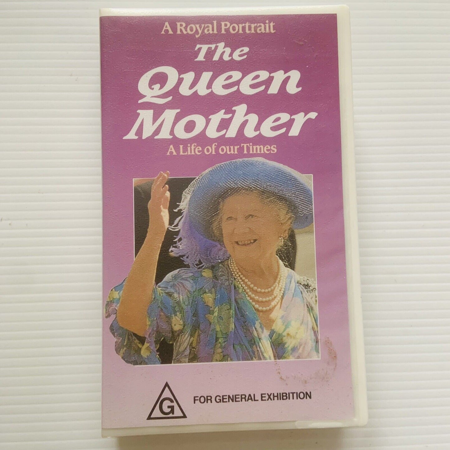 Rare VHS A ROYAL PORTRAIT The Queen Mother A Life of Our Times 1989 CEL Video