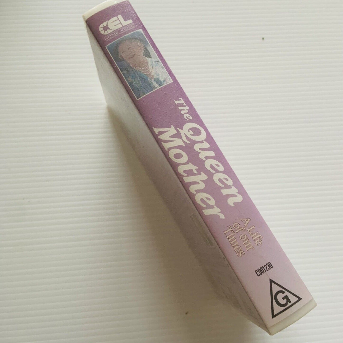 Rare VHS A ROYAL PORTRAIT The Queen Mother A Life of Our Times 1989 CEL Video