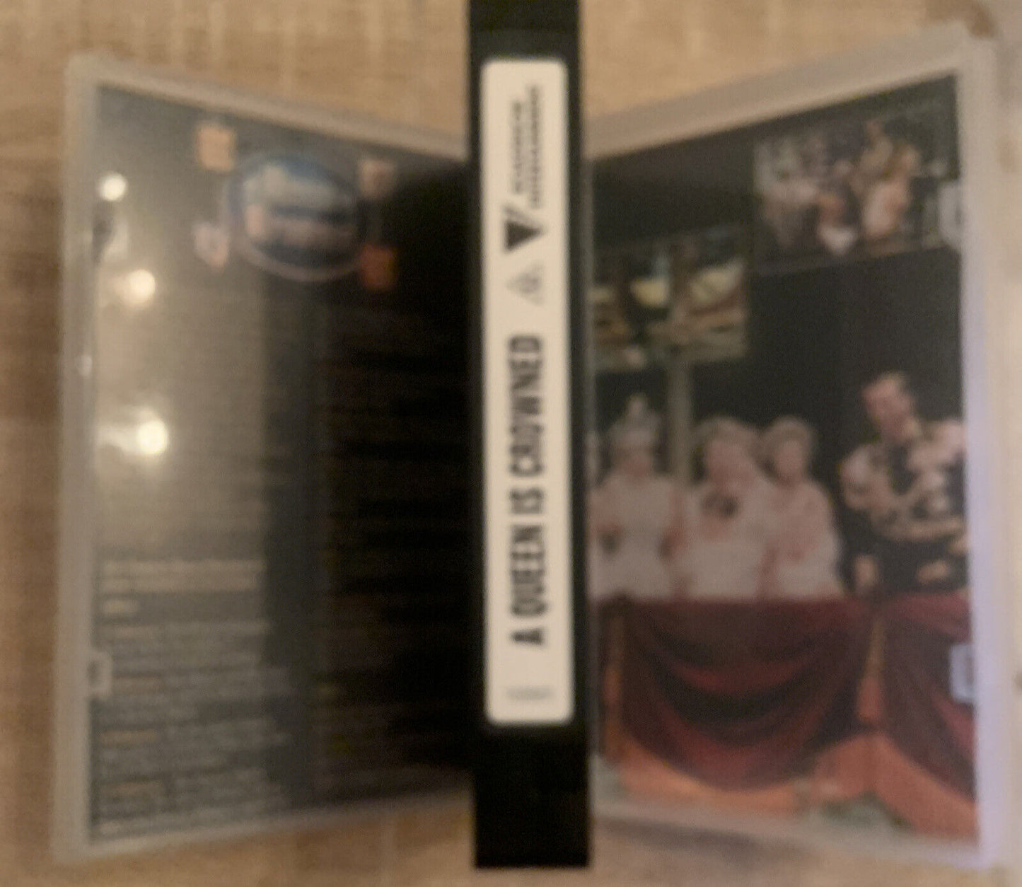 Rare VHS QUEEN ELIZABETH  ll A Queen Is Crowned 1954 Sir Laurence Olivier Royals