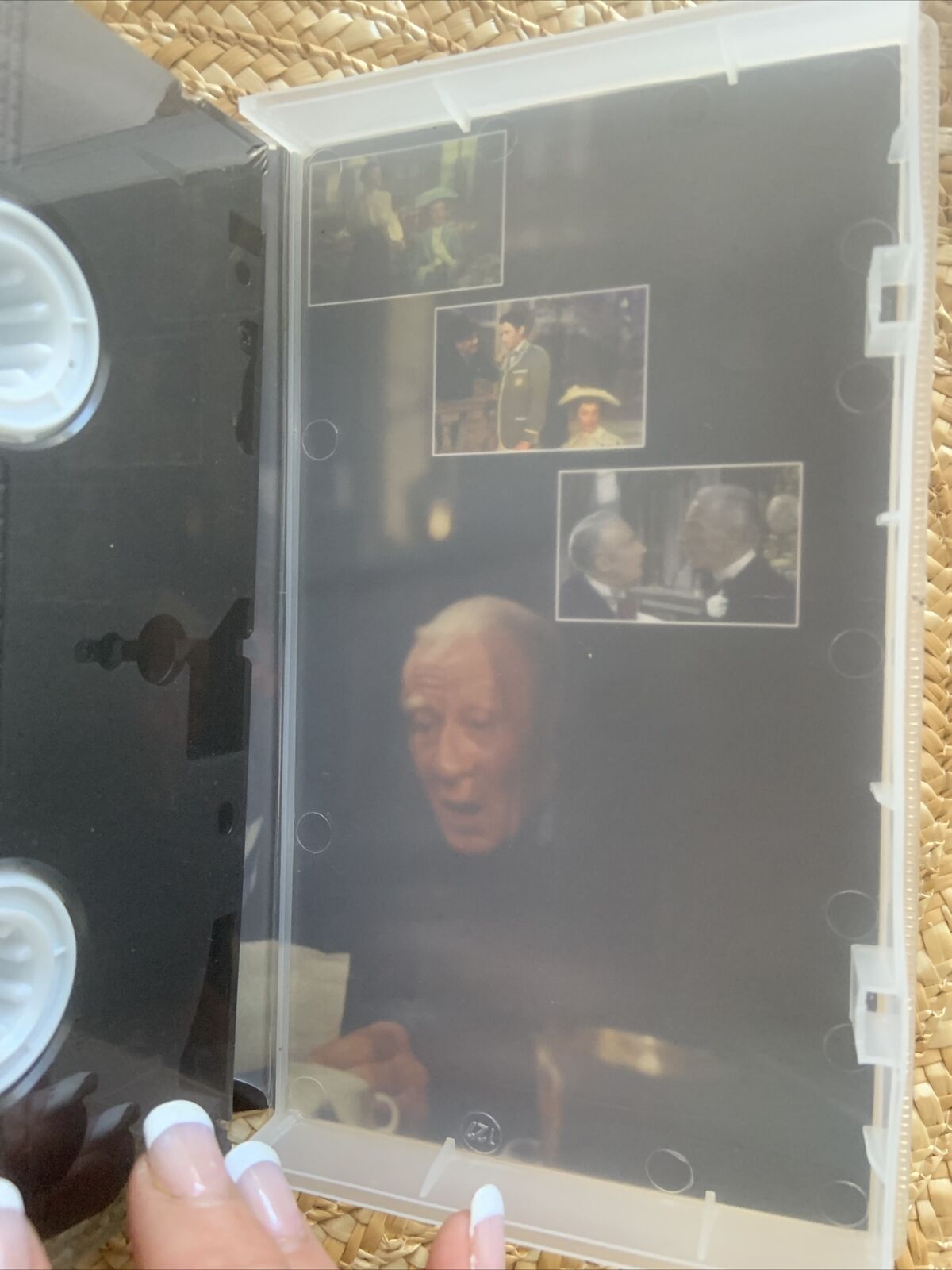 VHS THE MILLION POUND NOTE Gregory Peck Aristocrat Hollywood Video Sealed NEW