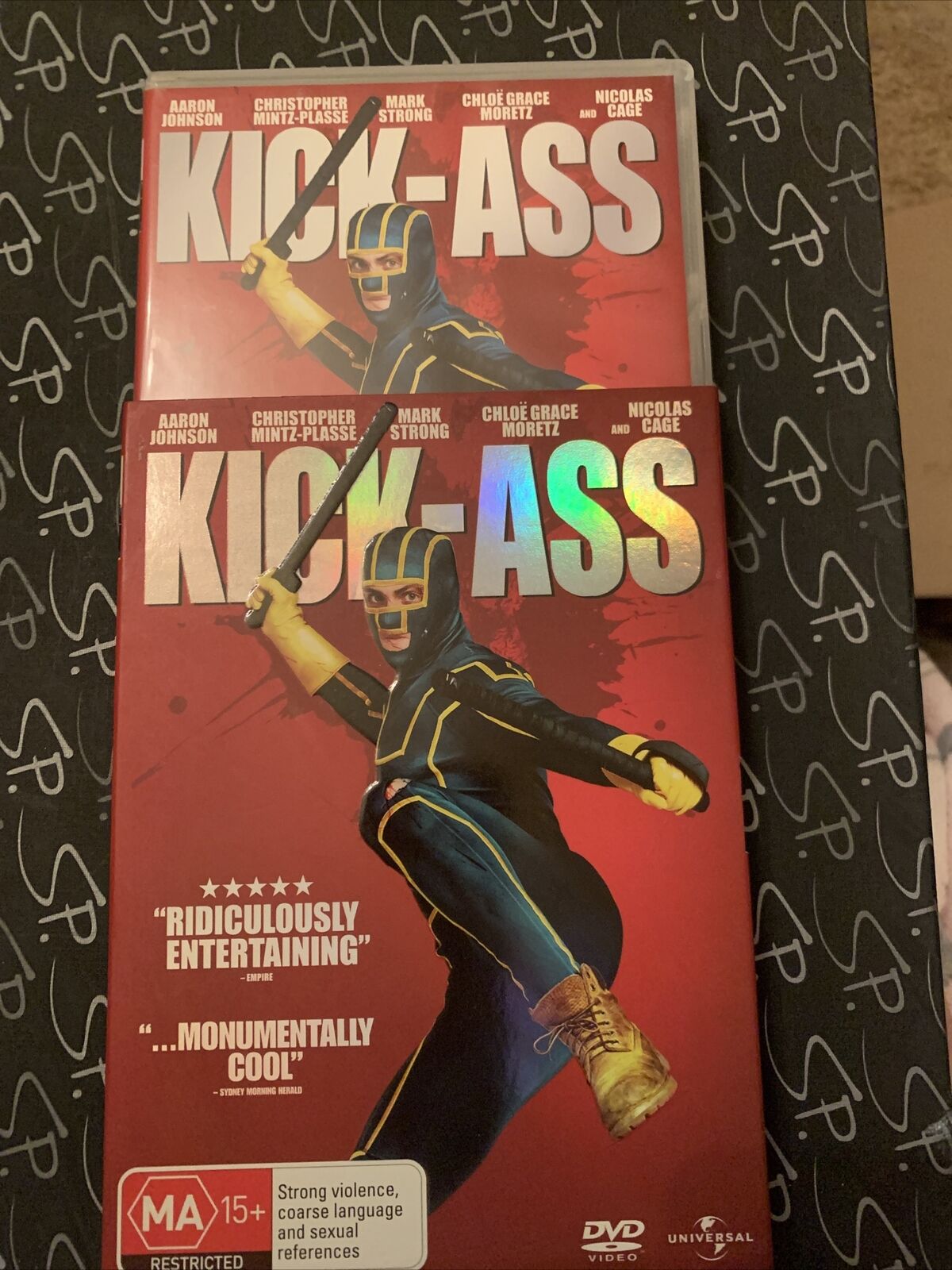 DVD KICK-ASS 2009 Nicholas Cage Super Heroes Dark Comedy Slipcover KICK ASS