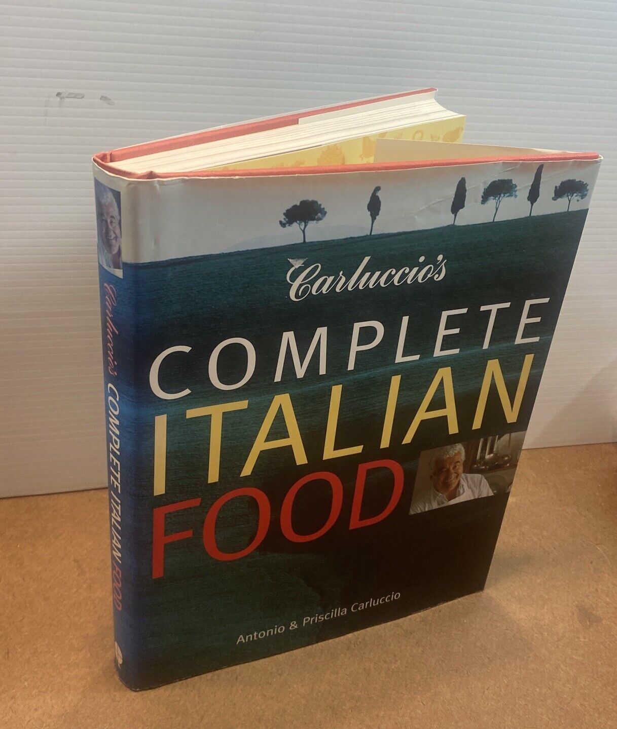 Cookbook Carluccio's Complete Italian Food Antonio Priscilla Carluccio 1998 NEW