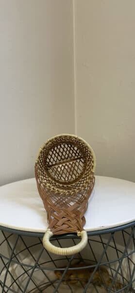 Planter Basket  Vintage 1980's Wicker Rattan Hanging Display ready to hang AE140