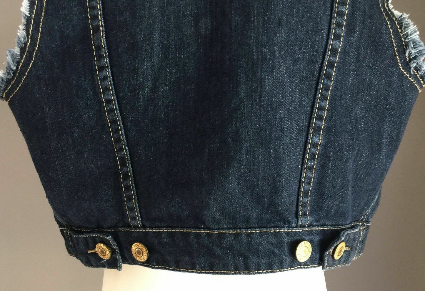 Tween Girl Size 12 PINK SUGAR Denim Jacket Crop Sleeveless Blue w Stud Trim NEW