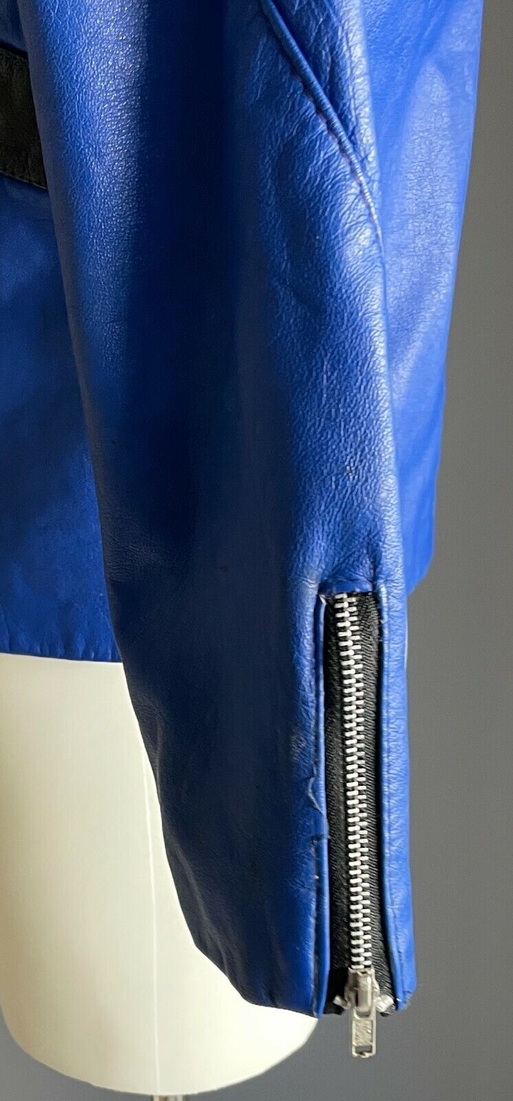 Boys CLAUDE Cobalt Blue Pleather  w Red & Black Stripe Moto Style Jacket Size 4
