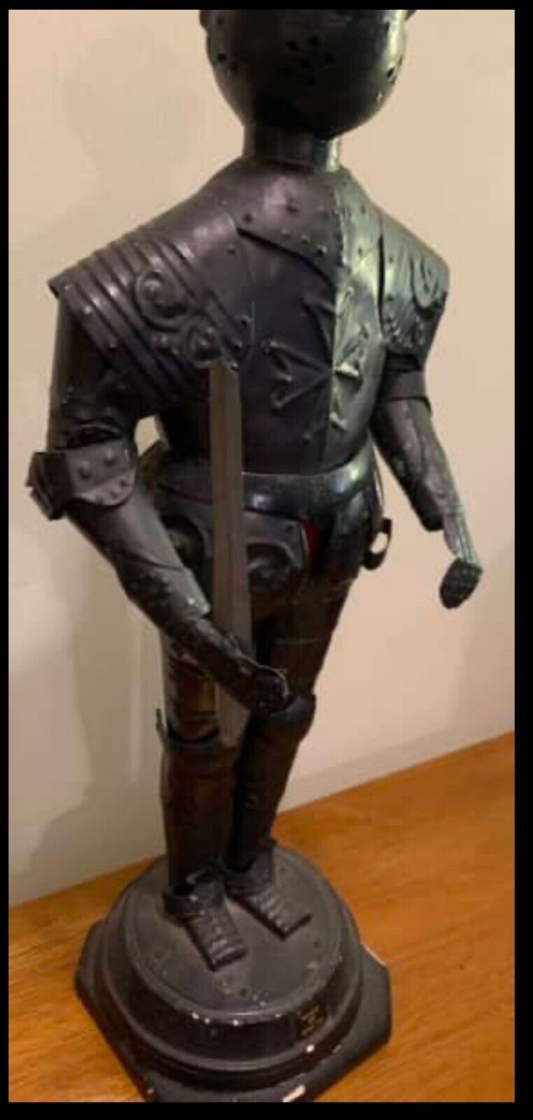 Mid century 53cm MALTA souvenir Medieval knight w sword Pressed metal tin Armour
