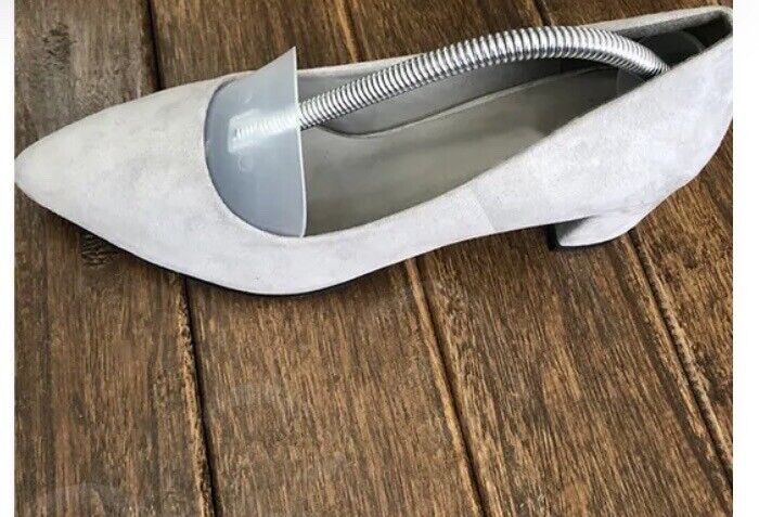 2 Pairs (4) Adjustable Plastic SHOE TREE STRETCHER Keeper Footwear White NEW