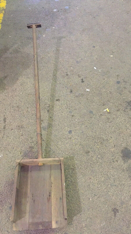 144cm Vintage Wooden Coopers Shovel Long Handle Spade Scoop Brewer Farm