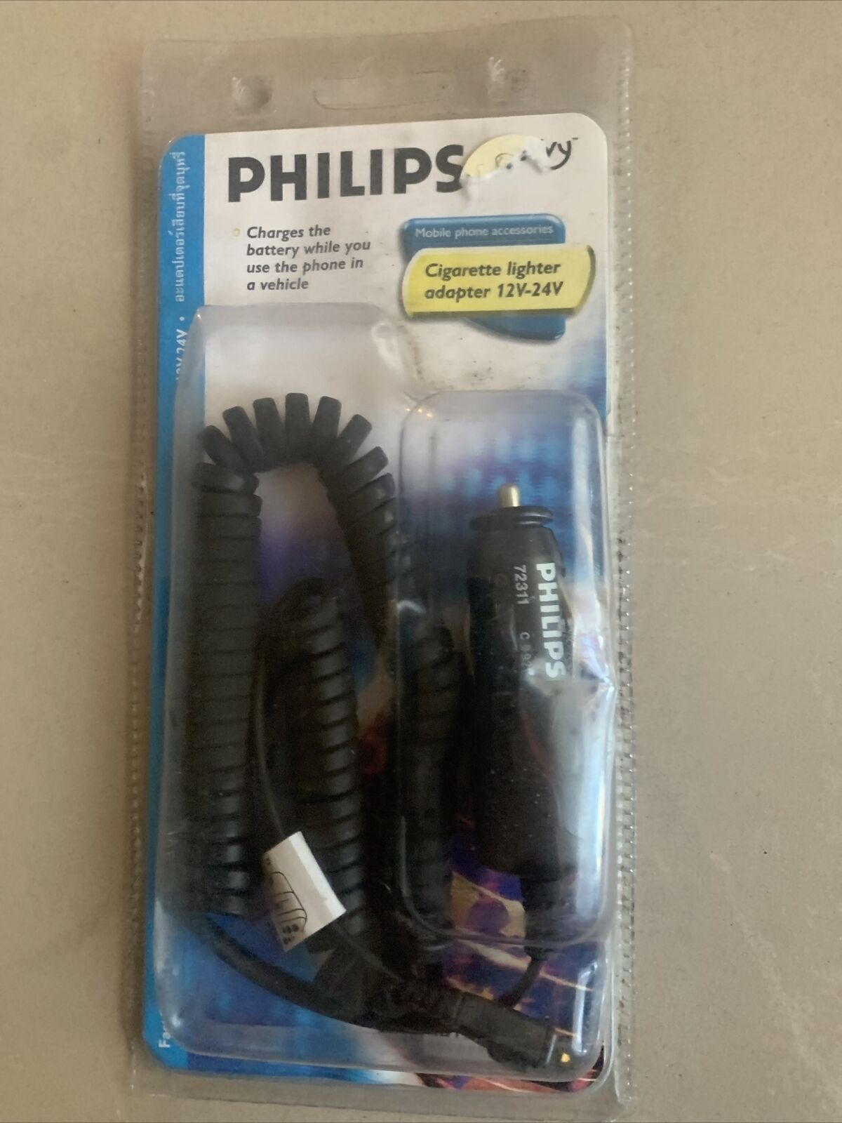 Philips Car Cigarette Lighter Adaptor Fast Travel Charger 12V-24V 1999 CKLR 12/P