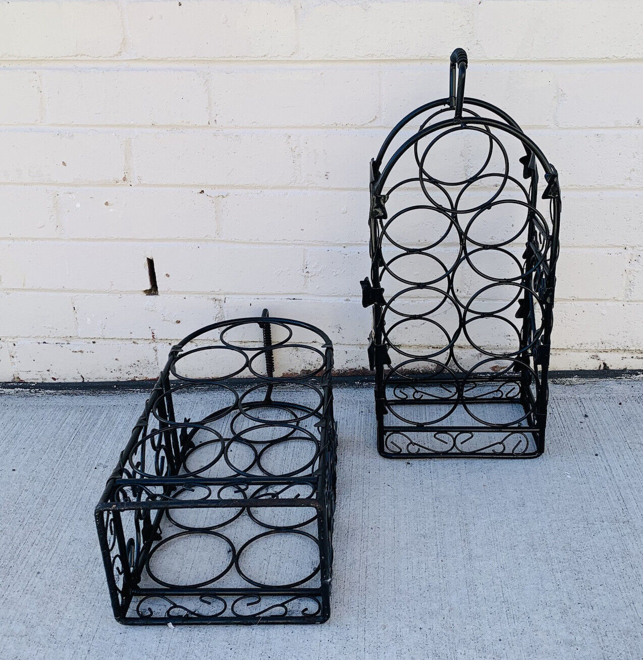 2 X  Black Epoxy WINE RACK Wrought Iton 7 bottles WineRack Handle Floor Bench