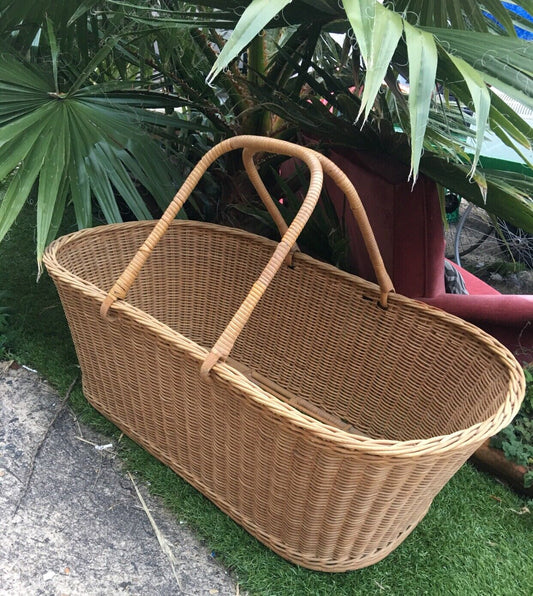 1970's Natural Wicker MOSES BABY BASKET  Carry Handles Bamboo Cane Rattan