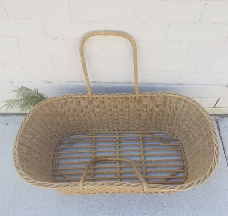 1970's Natural Wicker MOSES BABY BASKET  Carry Handles Bamboo Cane Rattan