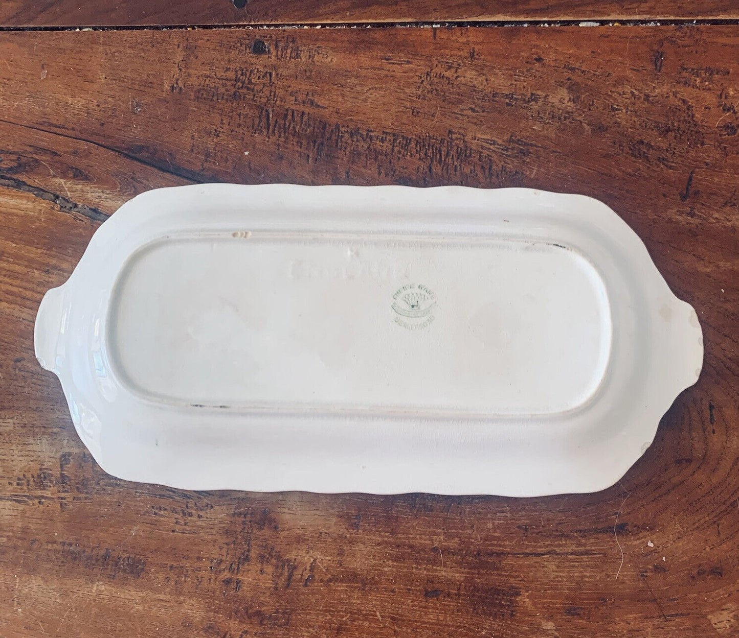 Empire Works Stoke-on-Trent Lustre Serving Tray 32x15cm 8ENGLAND30 Chips Read