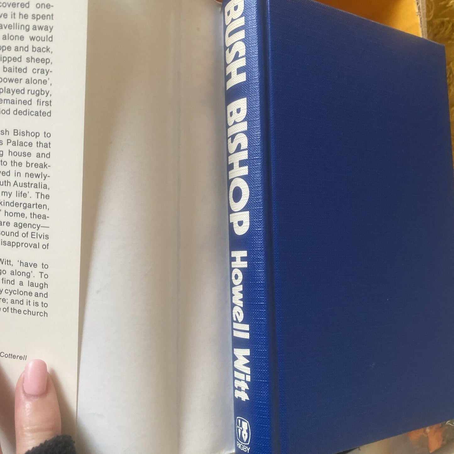 HC Book BUSH BISHOP by Howell Witt Religion Travel Cultural Australia DJ 1982