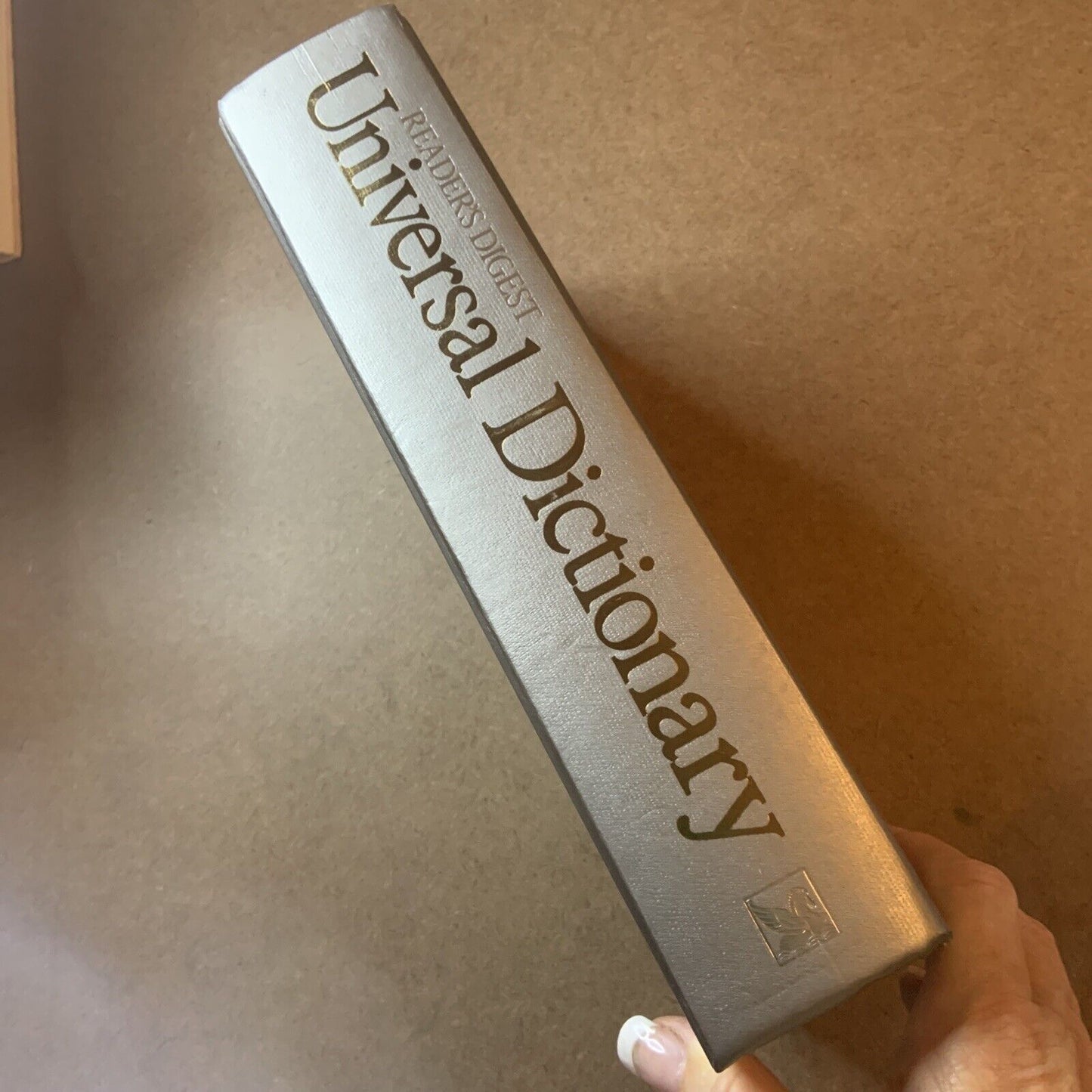 HC Book DICTIONARY Universal Readers Digest Association Large Tome Reference