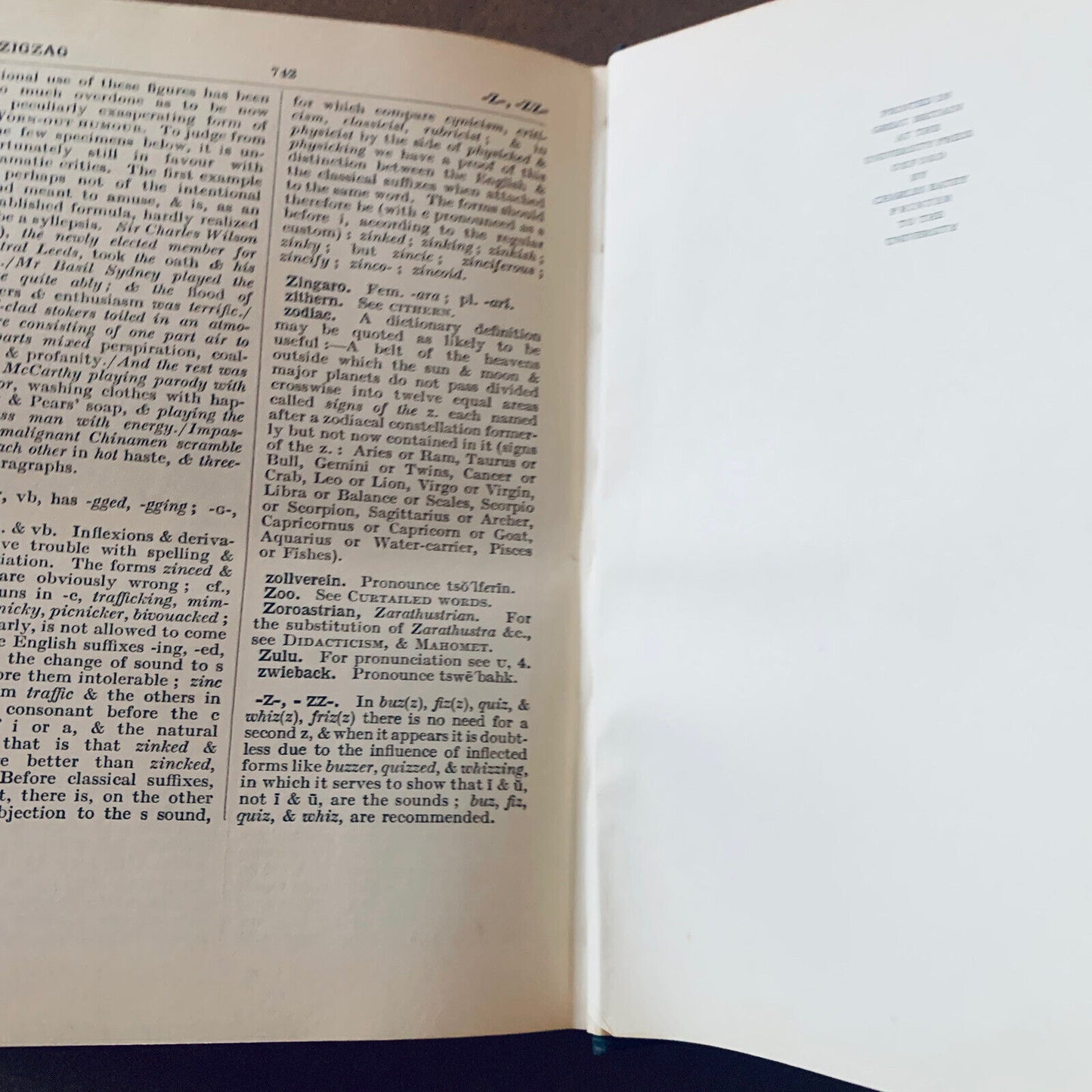 HC Book A DICTIONARY OF MODERN ENGLISH USAGE H W Fowler DJ 1958 Words Language