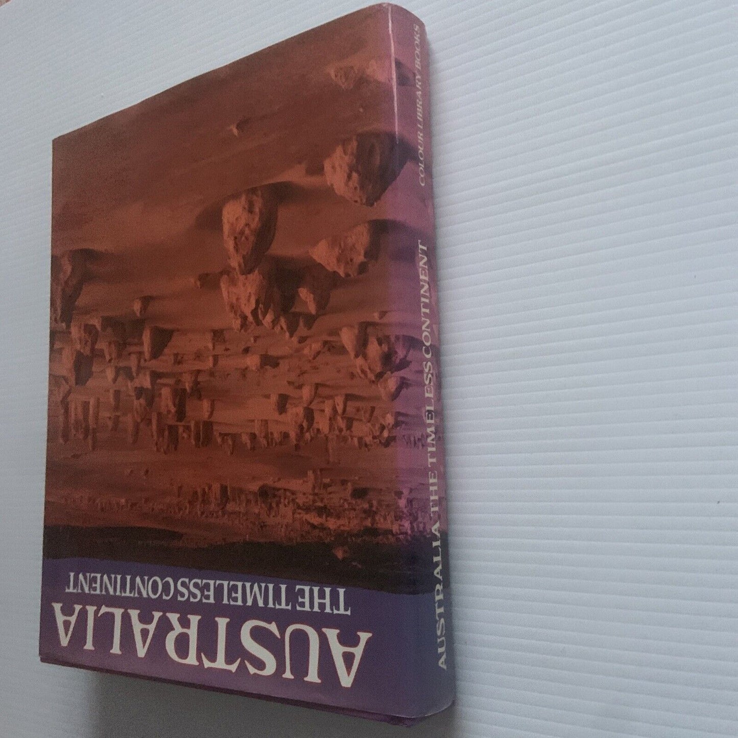 HC Book AUSTRALIA THE TIMELESS CONTINENT  Photography  Towns Photos Coffee Table
