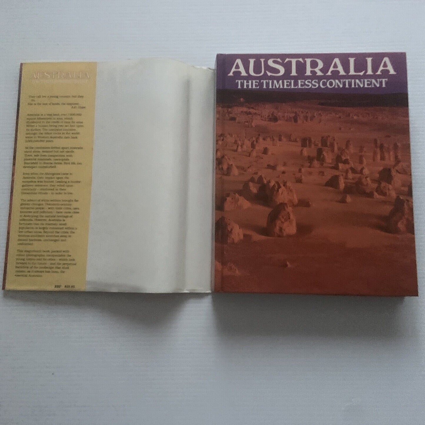 HC Book AUSTRALIA THE TIMELESS CONTINENT  Photography  Towns Photos Coffee Table