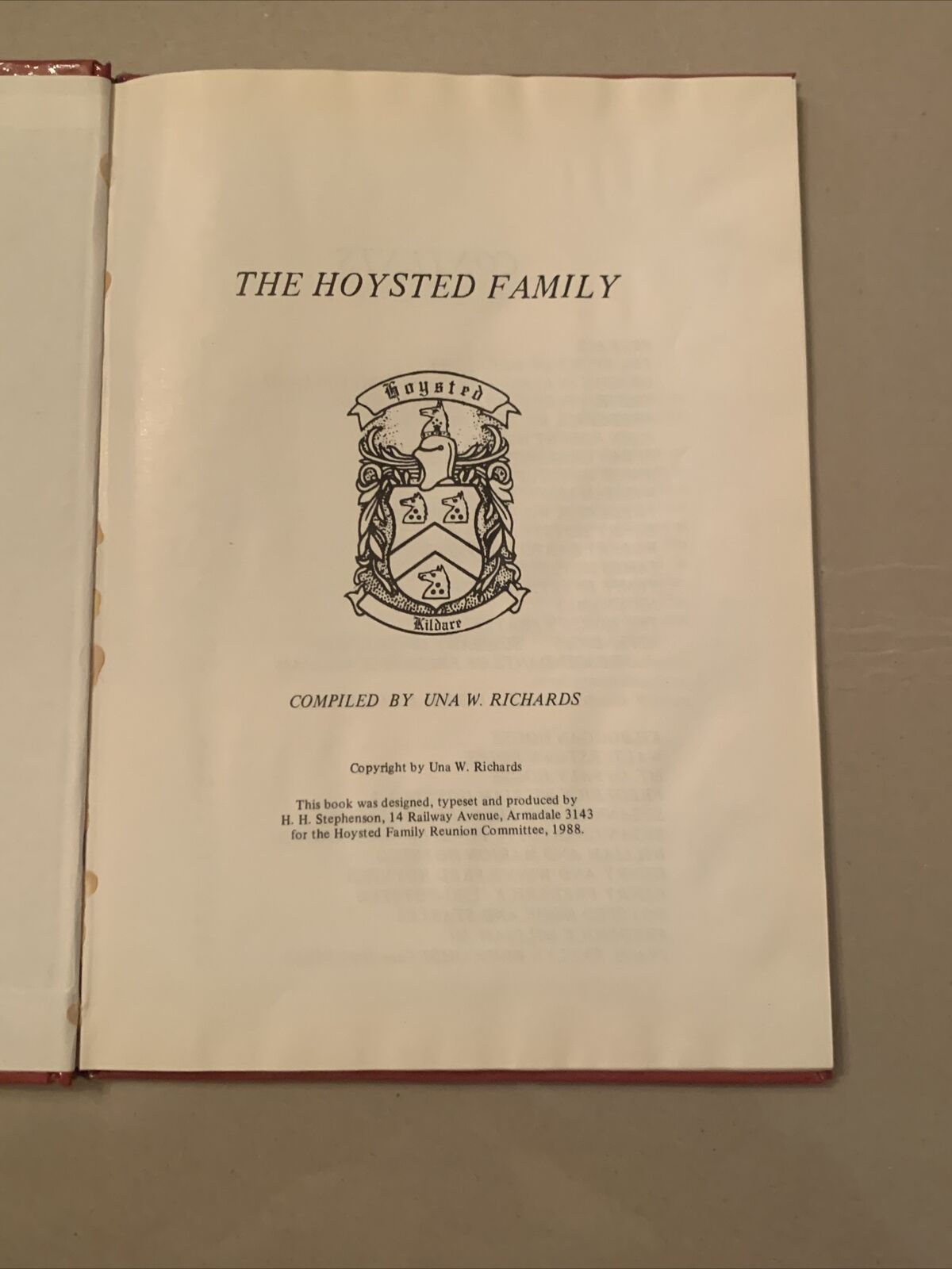HC Book The HOYSTED FAMILY Kildare Una W Richards Family Reunion Committee 1988