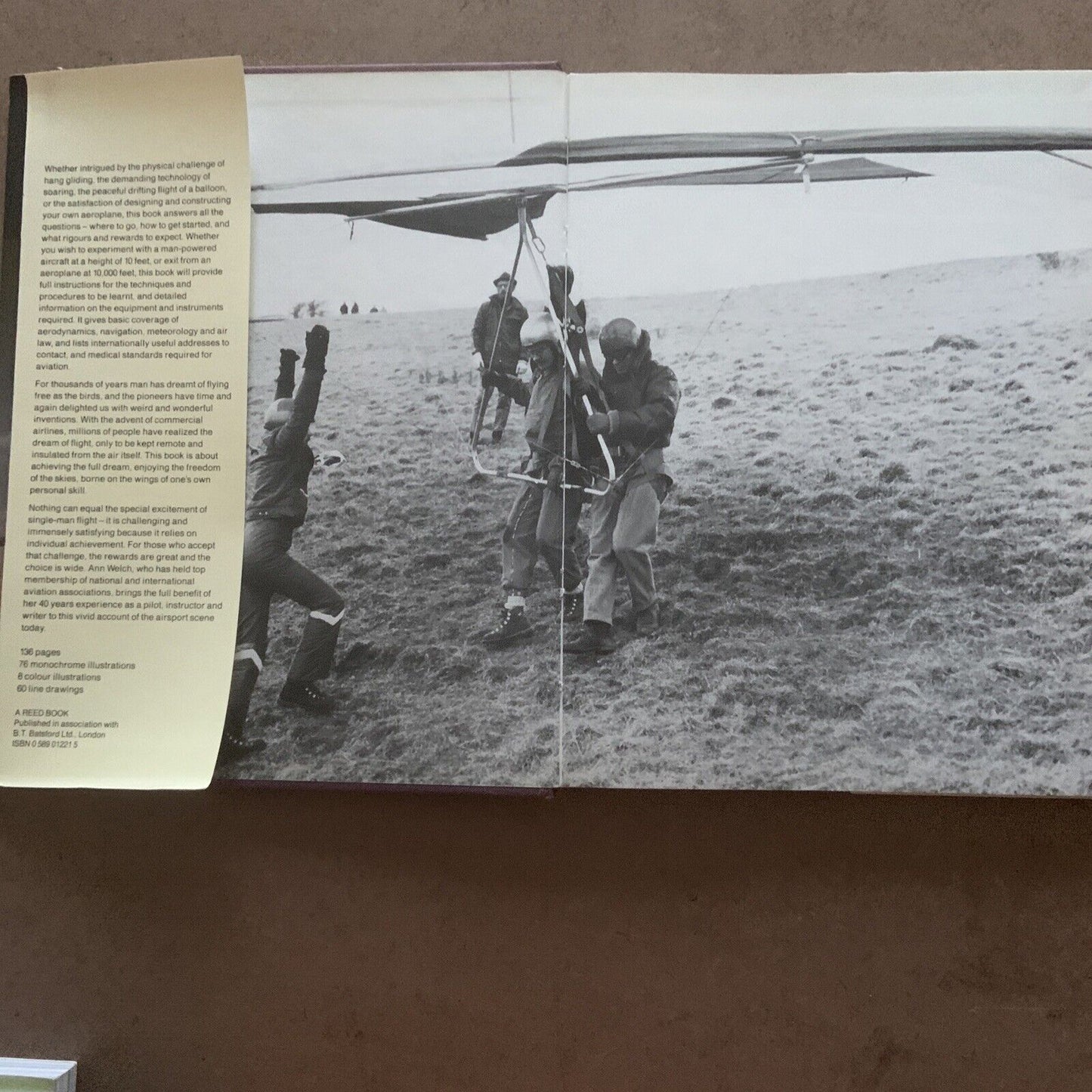 HC Book THE BOOK OF AIRSPORTS 1978 Hot Air Ballooning Gliding DJ Ann Welch Vtg