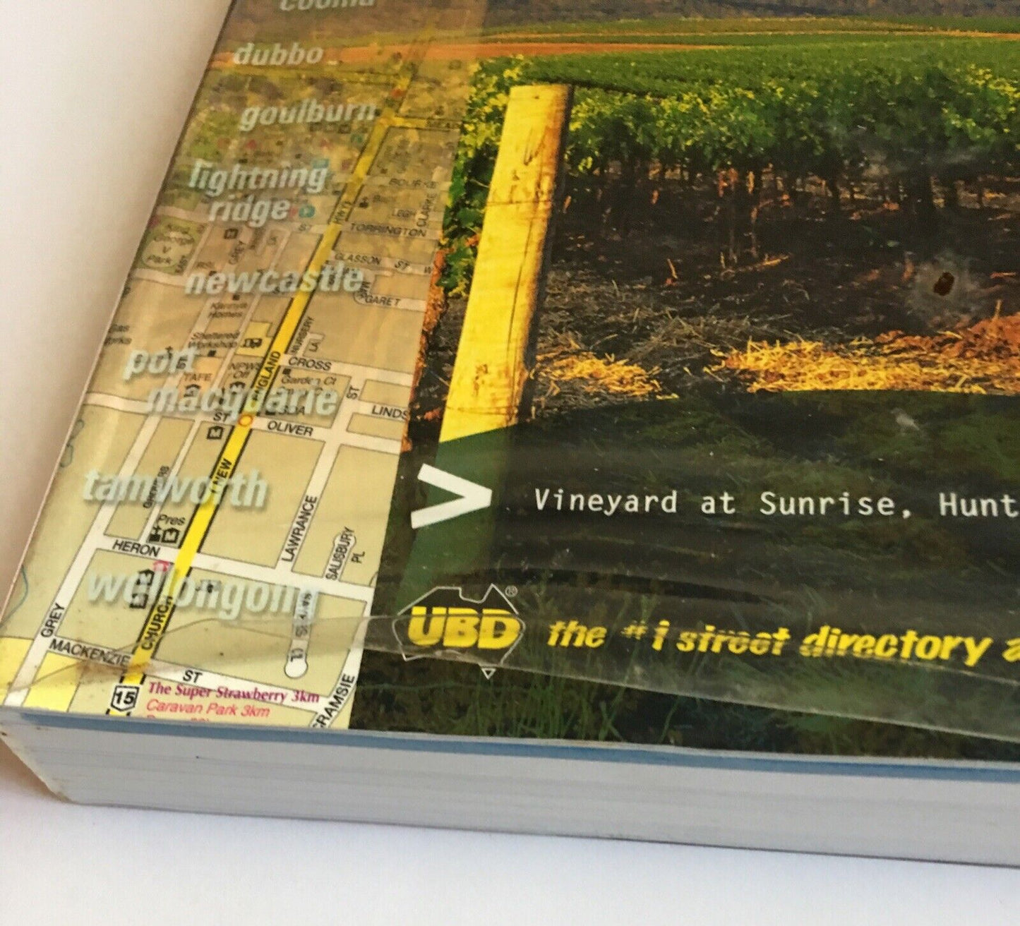UBD New South Wales Cities and Towns Street & Travel Directory 17th Ed 2009 NSW