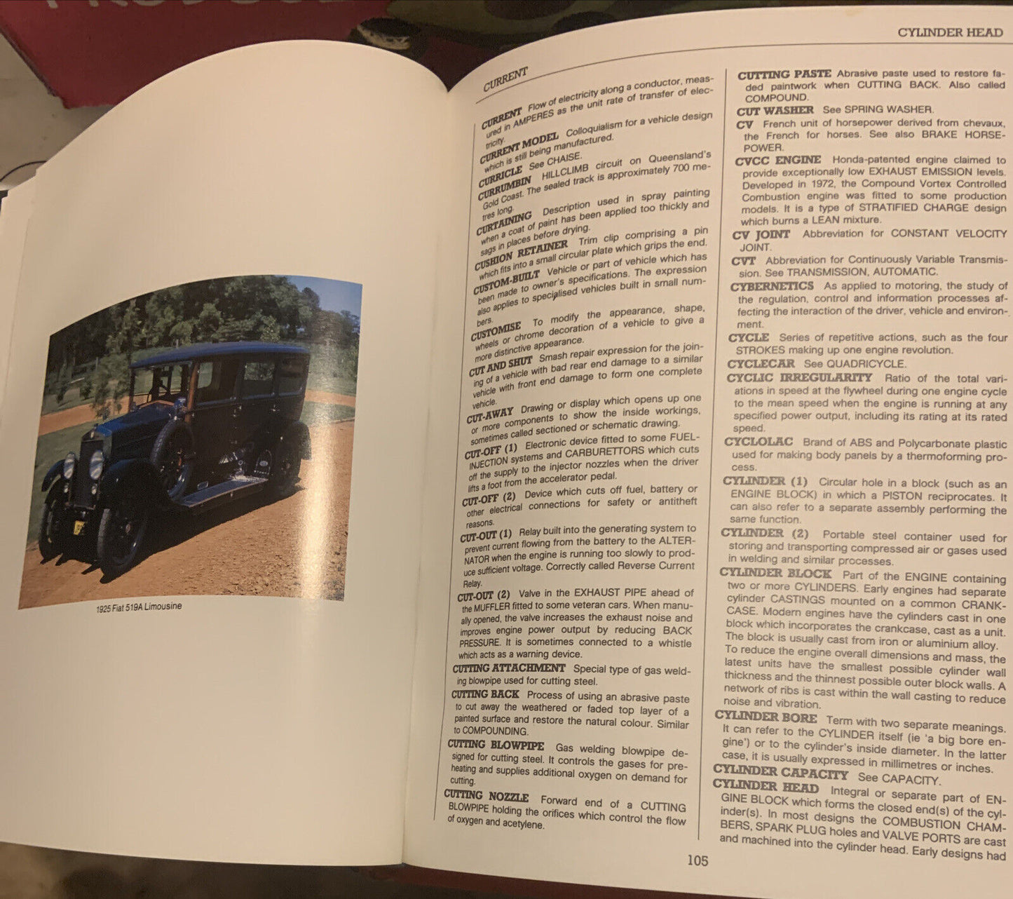 HC The Macquarie DICTIONARY of Motoring Pedr Davis Thick DJ Glossy Car Pics 1986
