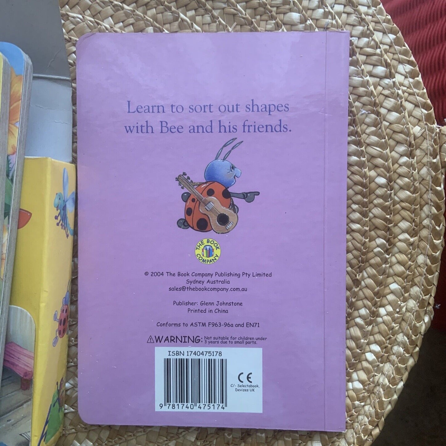 2004 Learn with Bee 4X BOARD BOOK Colours Numbers Shapes Opposites inscribed