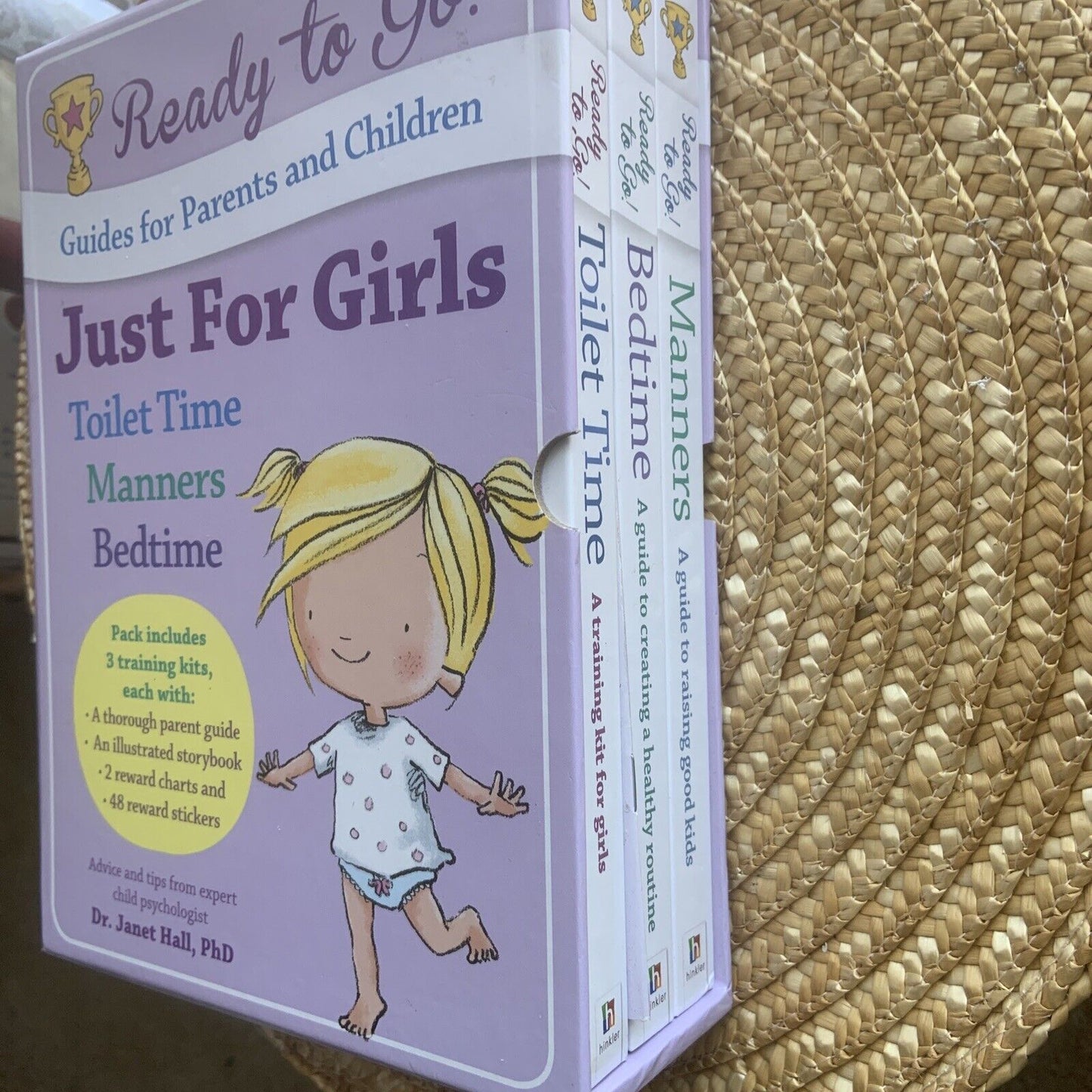 READY TO GO Guides for Parents & Children Just for Girls Janet Hall Hinkler 2016
