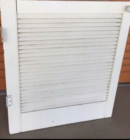 1 x WHITE LOUVRE DOOR 96x83.5cm MCM One Off Louvres Cupboard Wall Art Retro